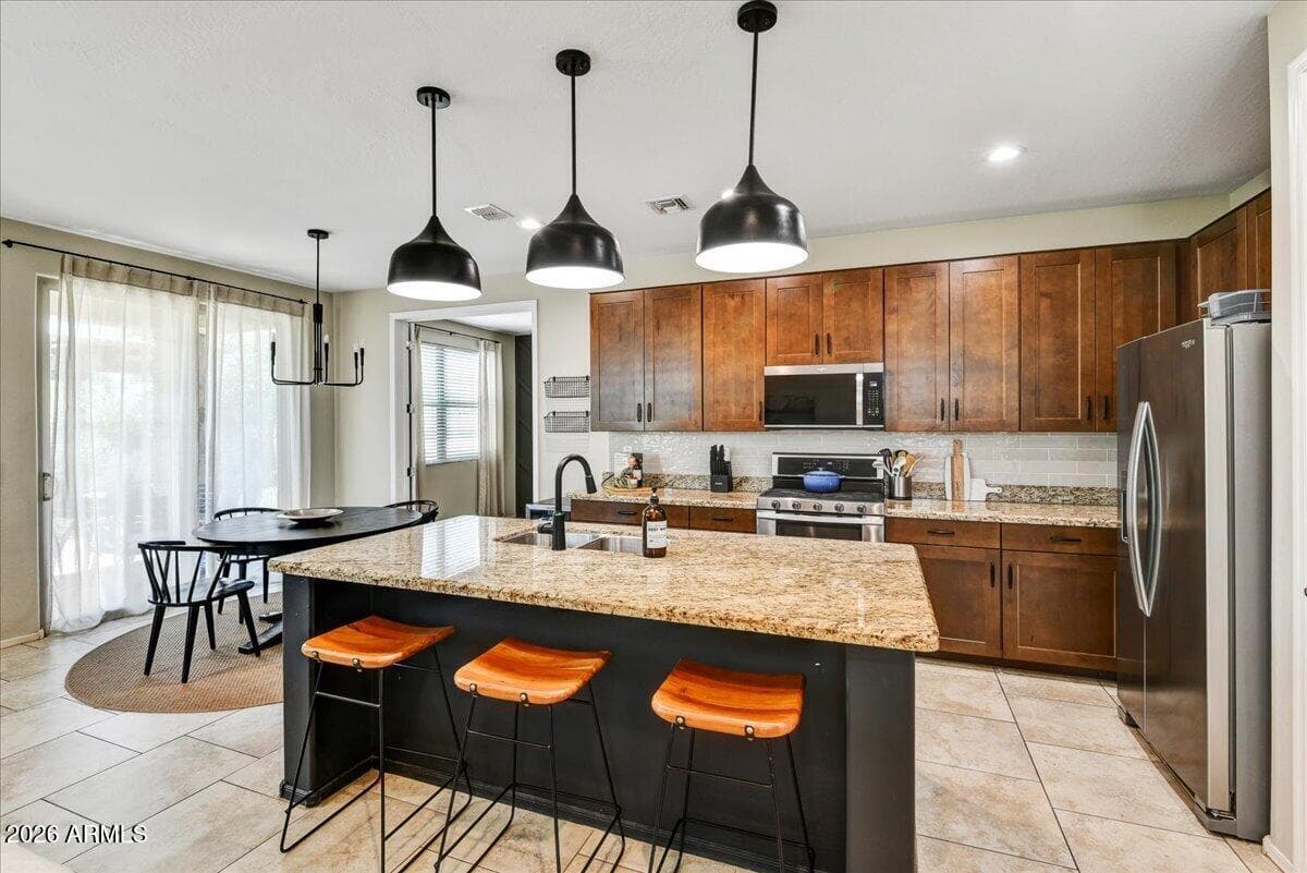 33802 N 30TH Lane, Phoenix, AZ 85085 — photo 4 of 24