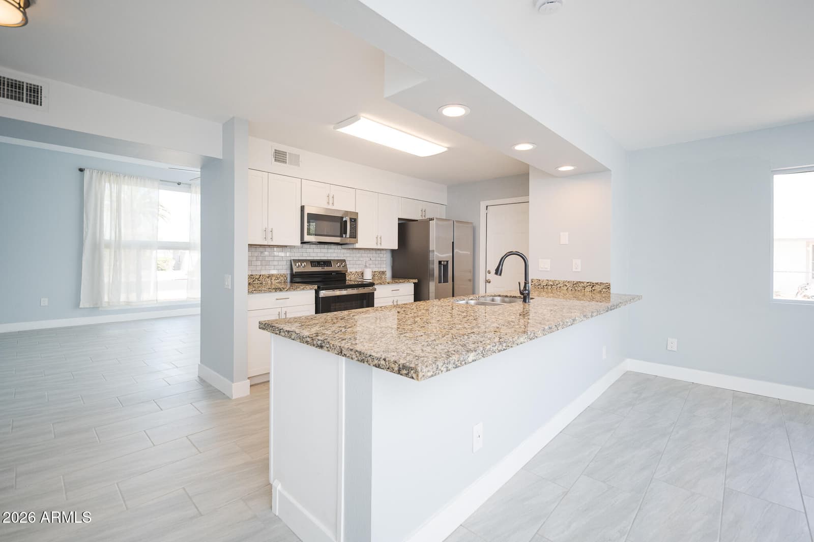 14820 N Lakeforest Drive, Sun City, AZ 85351 — photo 14 of 30