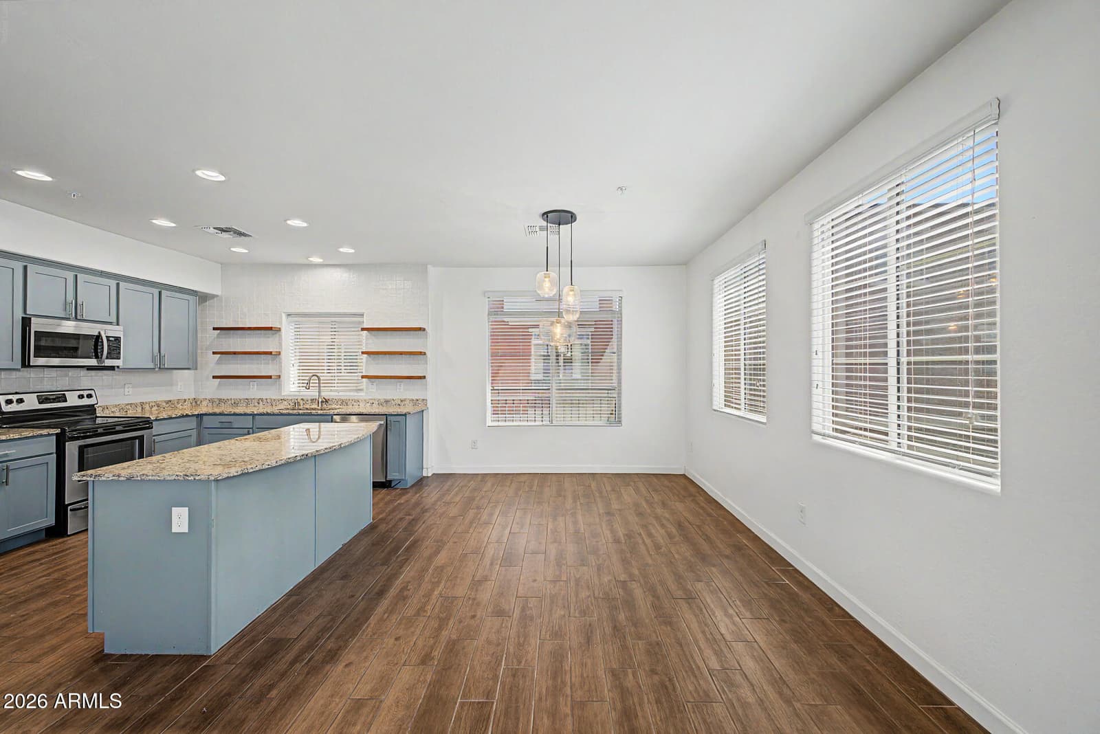 240 W Juniper Avenue 1140, Gilbert, AZ 85233 — photo 33 of 46