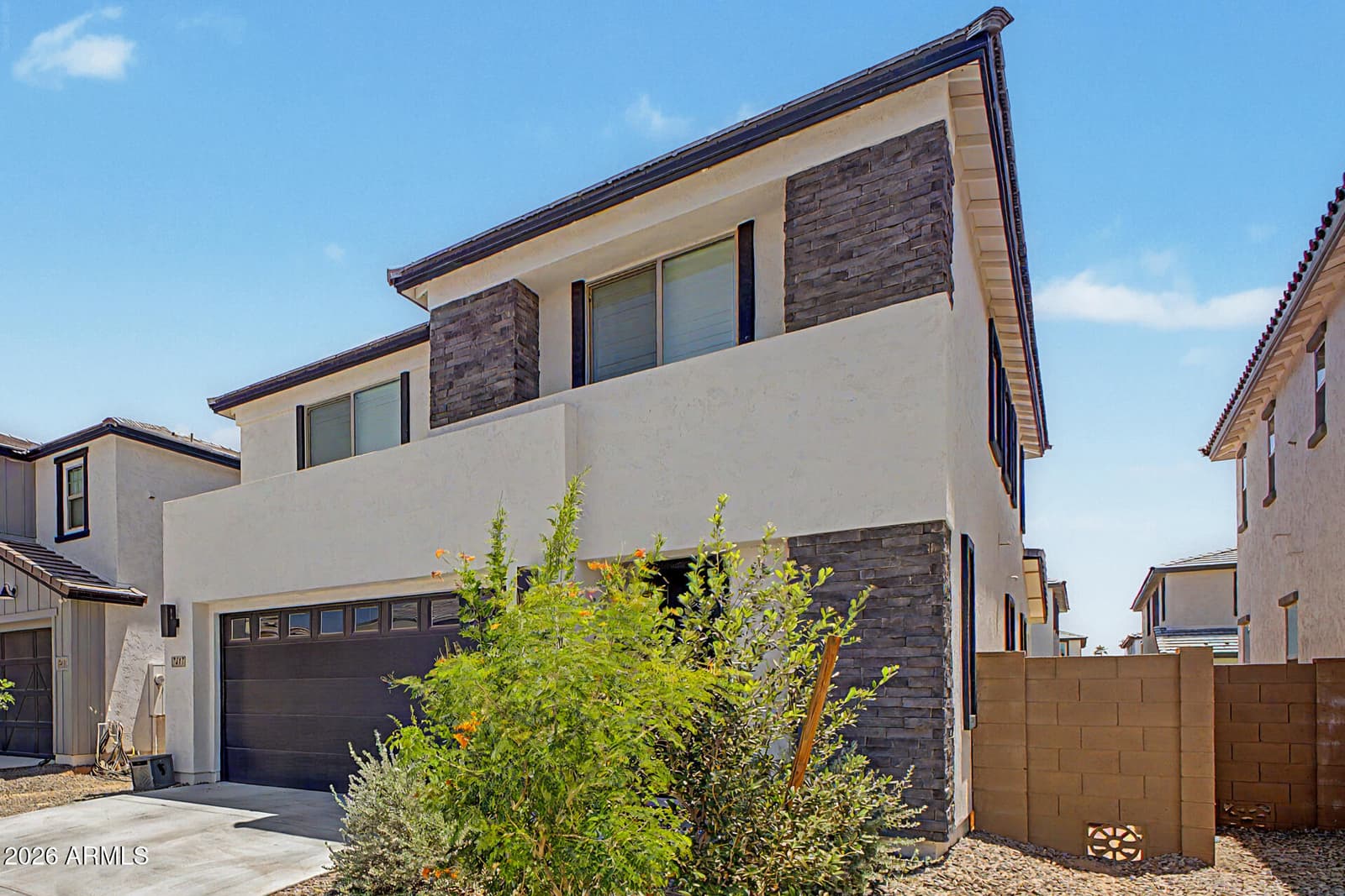 7417 W NORTHVIEW Avenue, Glendale, AZ 85303 — photo 4 of 32