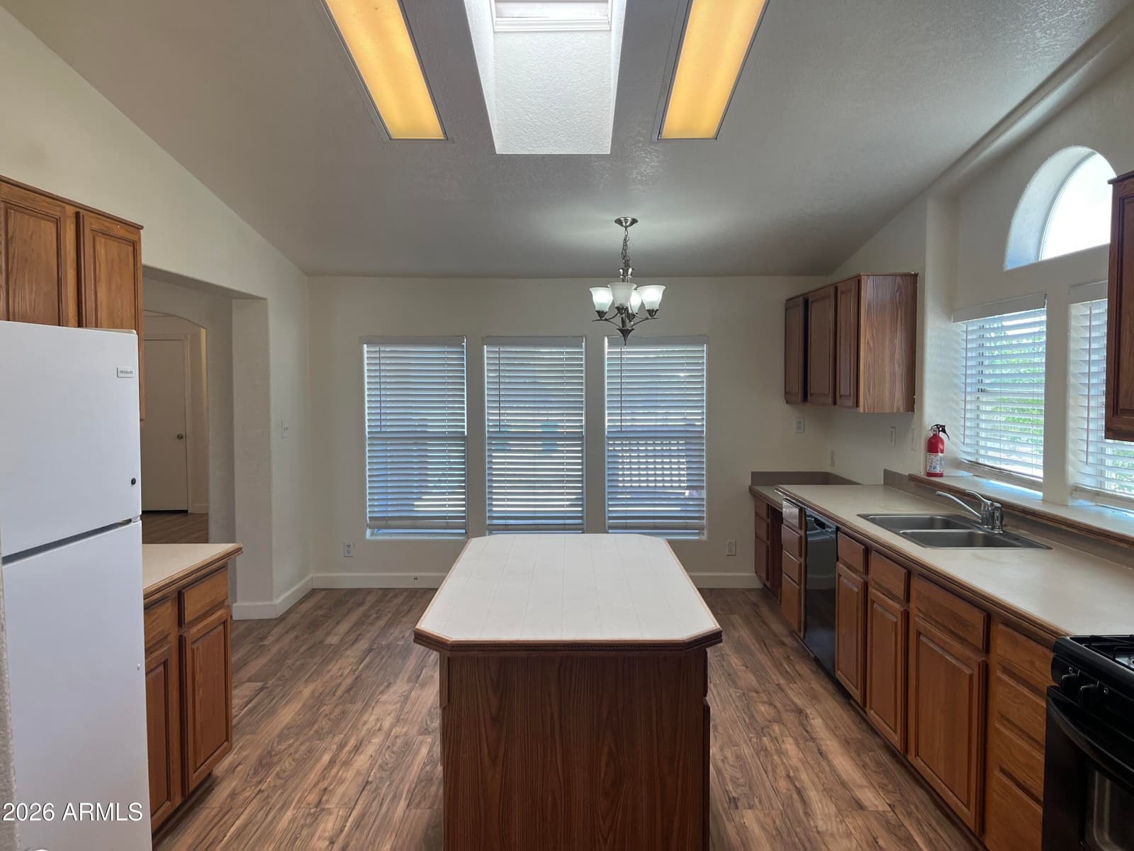19107 W Catalina Drive, Litchfield Park, AZ 85340 — photo 7 of 29