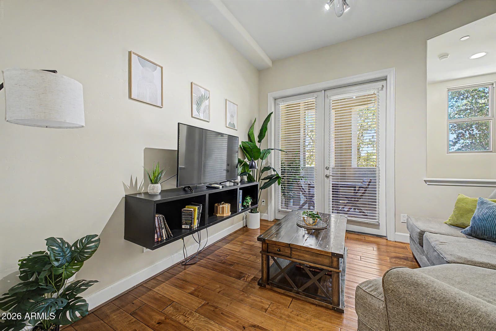 570 W 6th Street, Tempe, AZ 85281 — photo 16 of 47