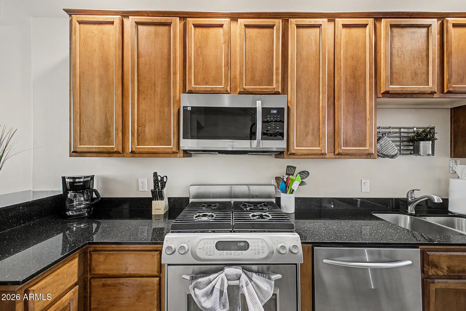570 W 6th Street, Tempe, AZ 85281 — photo 23 of 47