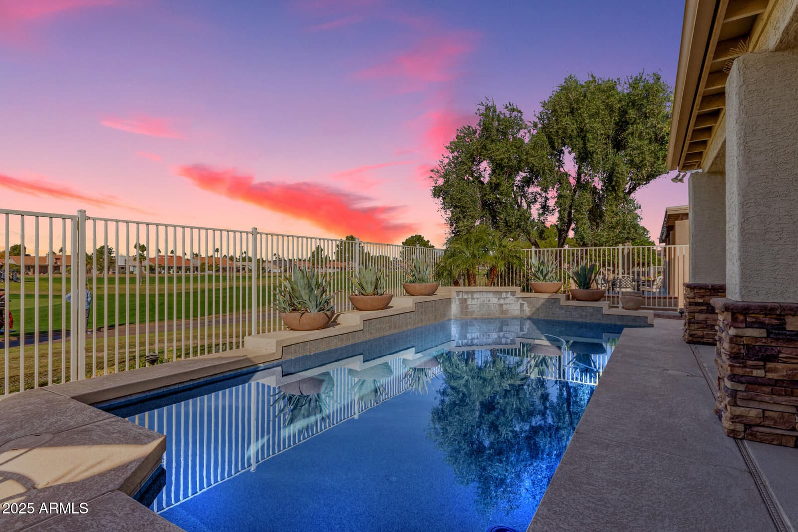 5822 S AMBERWOOD Drive, Chandler, AZ 85248 — photo 3 of 57