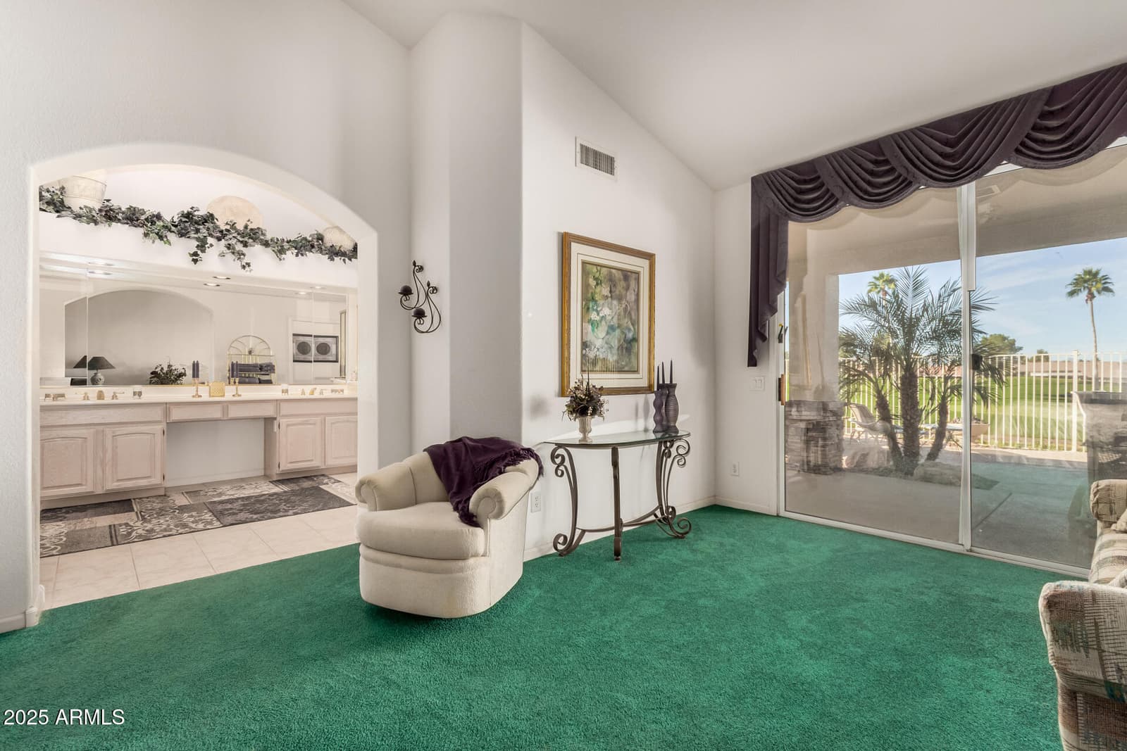 5822 S AMBERWOOD Drive, Chandler, AZ 85248 — photo 15 of 57