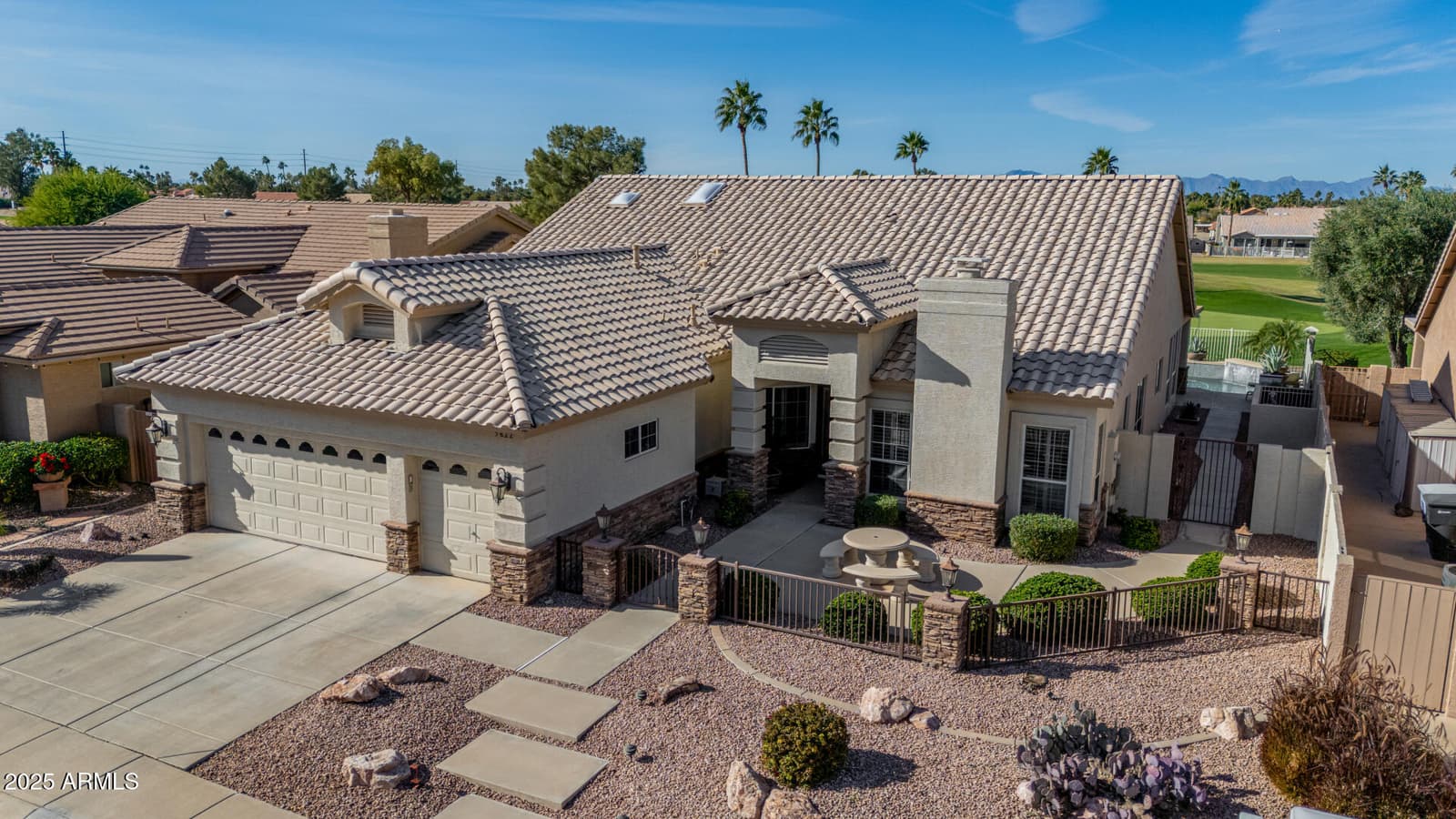 5822 S AMBERWOOD Drive, Chandler, AZ 85248 — photo 38 of 57