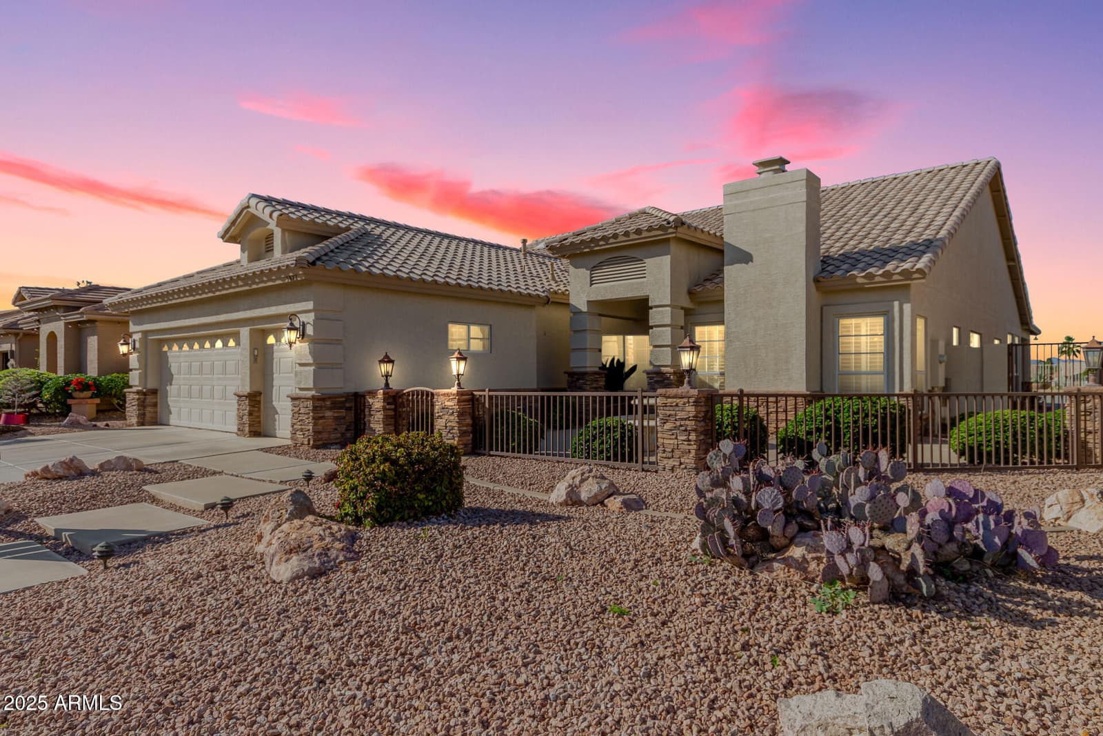 5822 S AMBERWOOD Drive, Chandler, AZ 85248 — photo 2 of 57