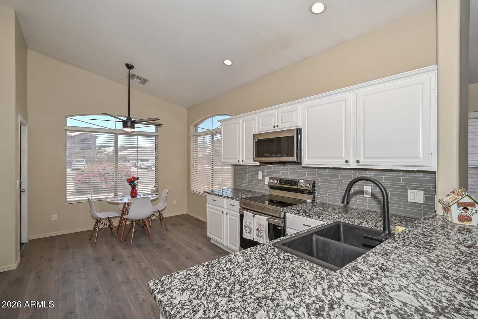 9164 N 95TH Lane, Peoria, AZ 85345 — photo 14 of 34
