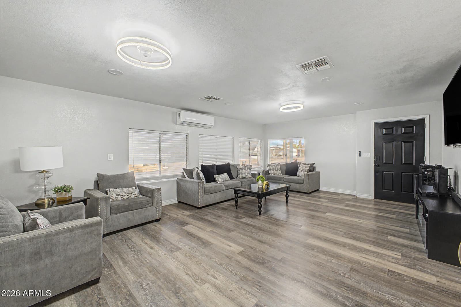 630 N 68th Avenue, Phoenix, AZ 85043 — photo 15 of 36