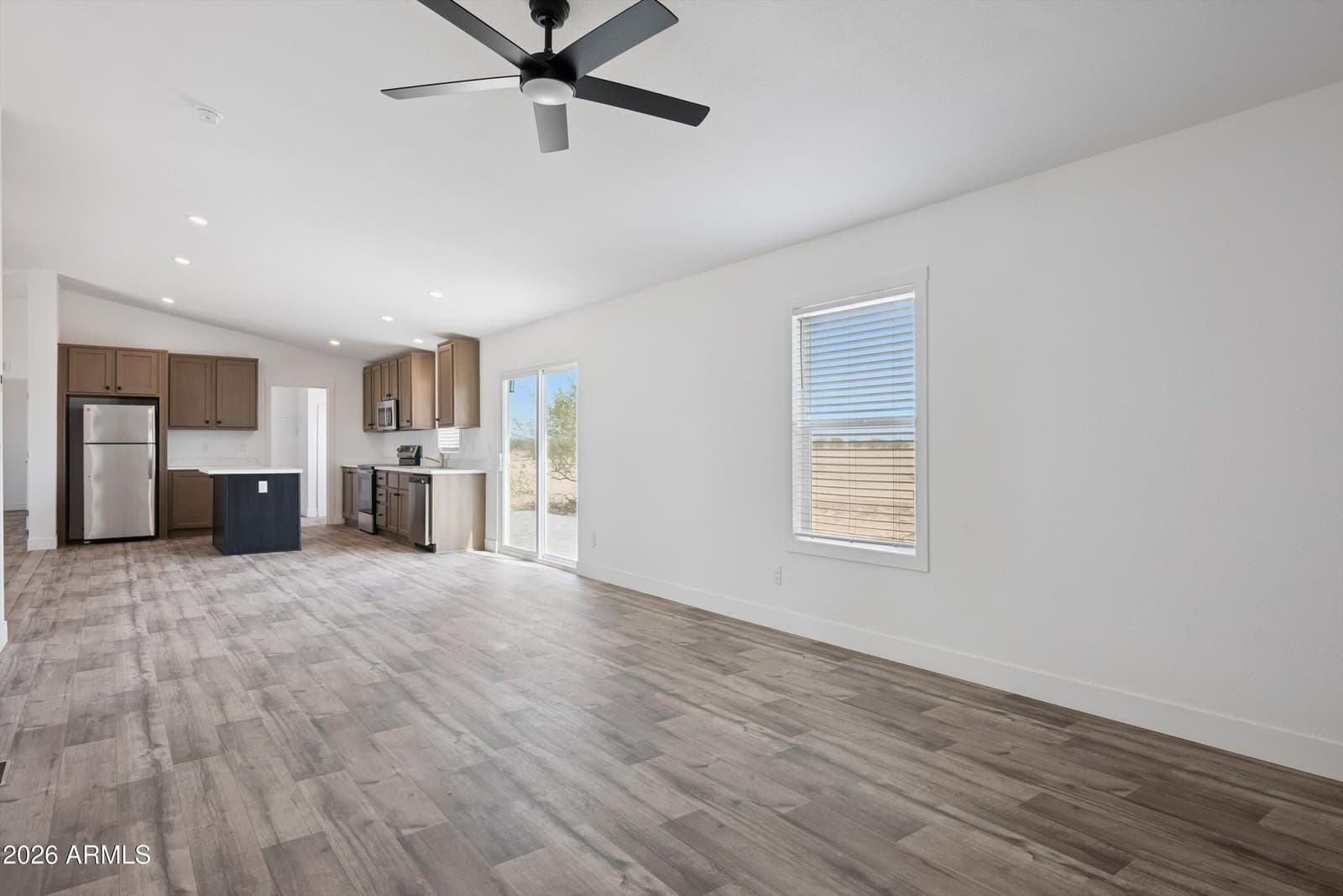 11027 W COPPER KETTLE Drive, Casa Grande, AZ 85193 — photo 15 of 37