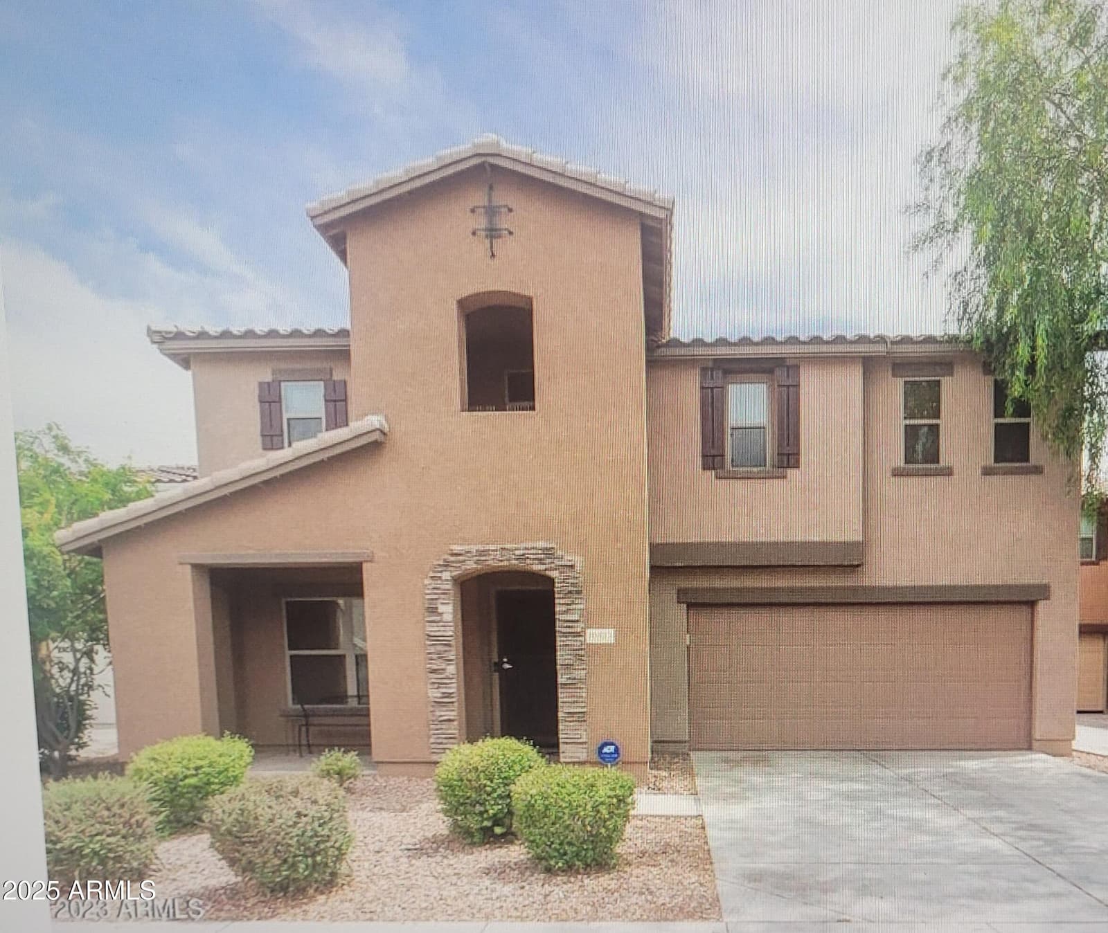10817 W PIERSON Street, Phoenix, AZ 85037 — photo 2 of 21