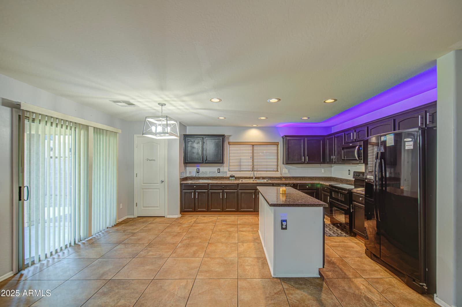 10817 W PIERSON Street, Phoenix, AZ 85037 — photo 7 of 21