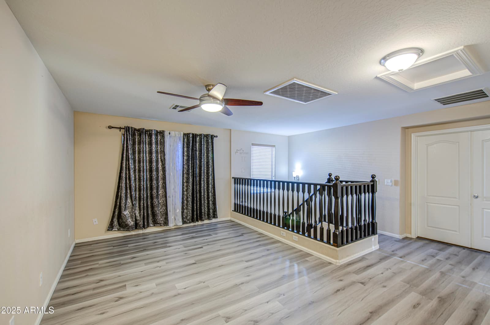 10817 W PIERSON Street, Phoenix, AZ 85037 — photo 11 of 21