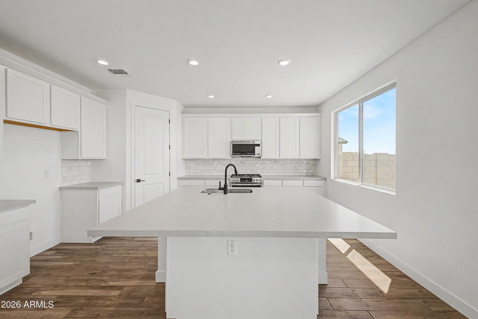 15233 W GRAY FOX Trail, Surprise, AZ 85387 — photo 12 of 49