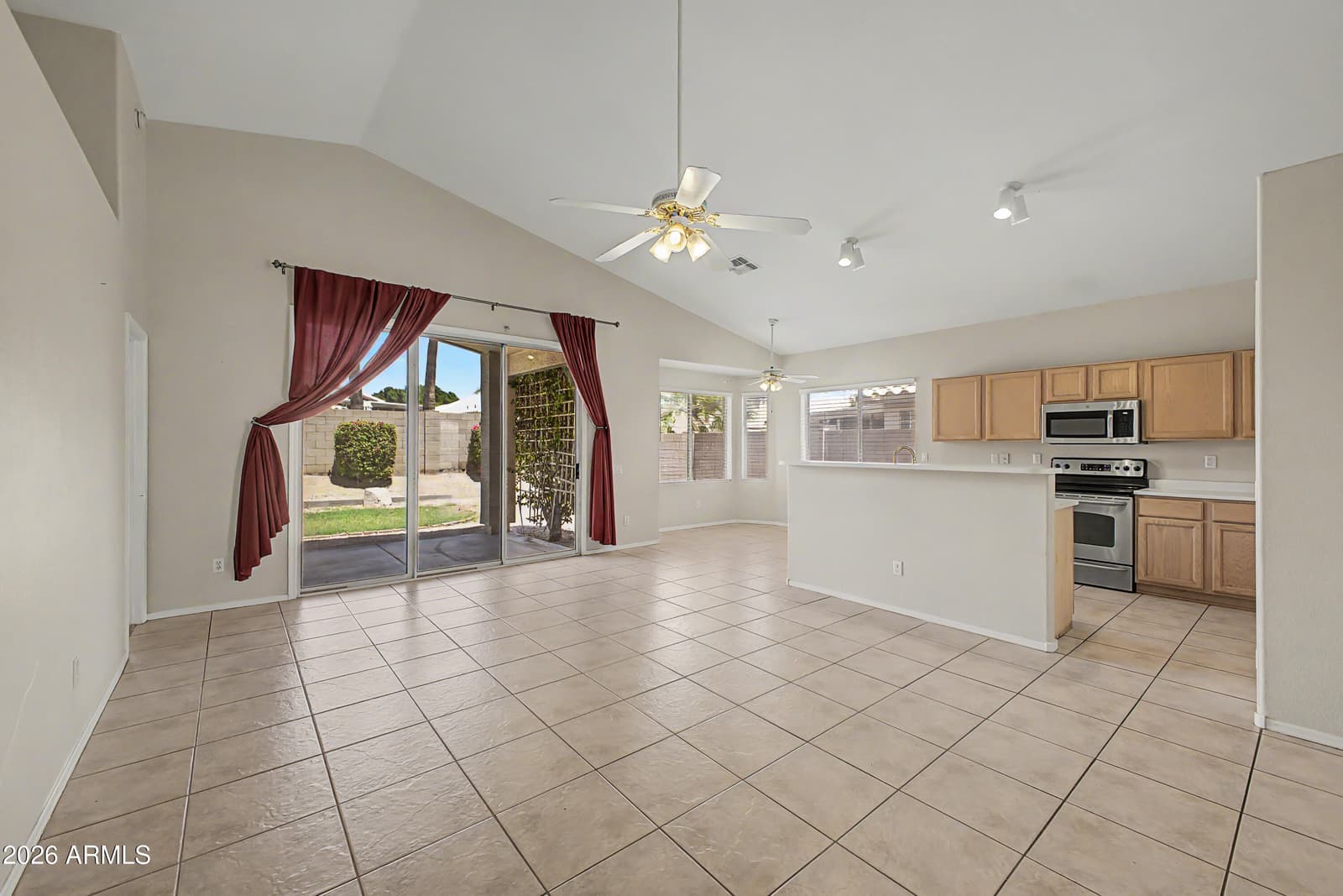 4414 E Dry Creek Road, Phoenix, AZ 85044 — photo 4 of 15