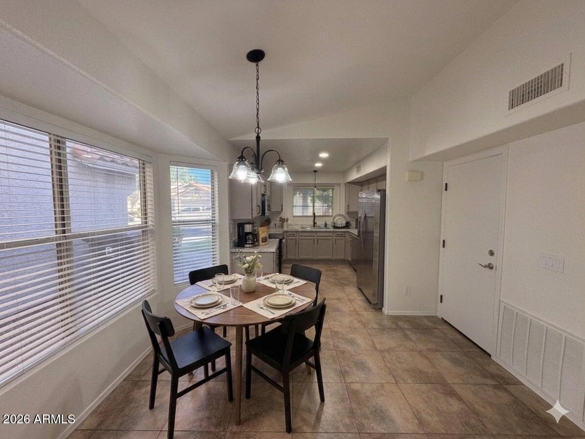 8034 W PARADISE Drive, Peoria, AZ 85345 — photo 5 of 30