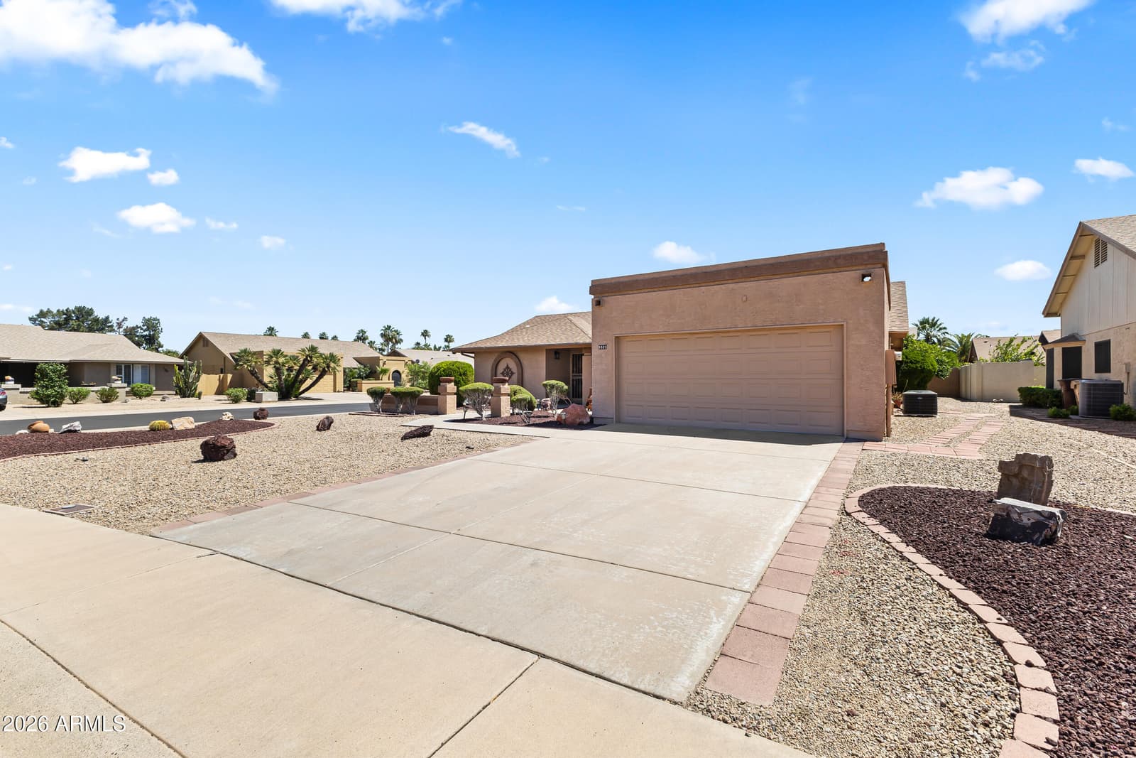 9821 W ORAIBI Drive, Peoria, AZ 85382 — photo 3 of 39