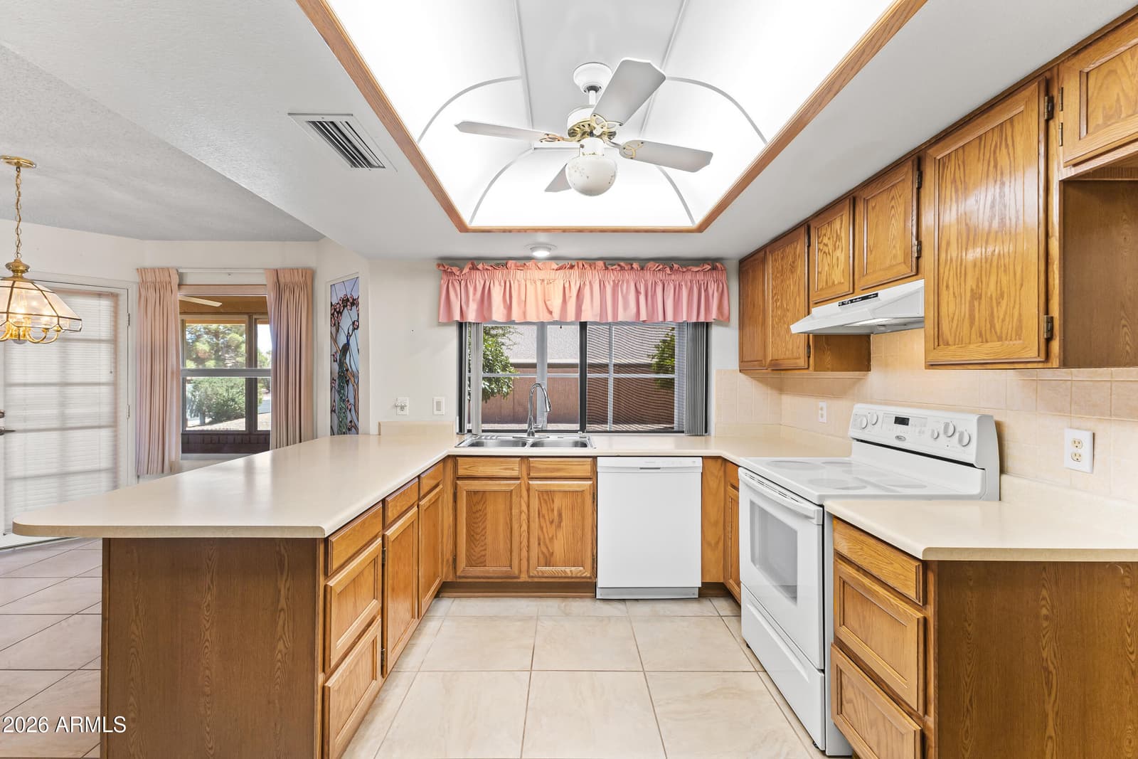 9821 W ORAIBI Drive, Peoria, AZ 85382 — photo 12 of 39