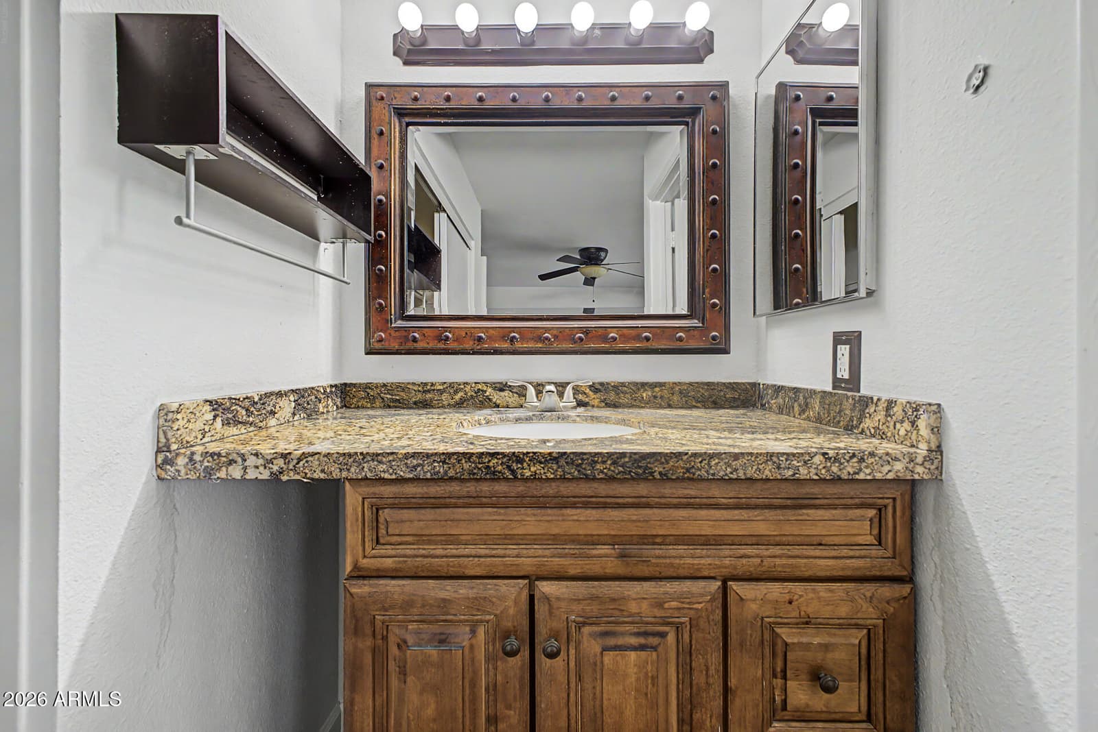 4742 W PARADISE Drive, Glendale, AZ 85304 — photo 8 of 24