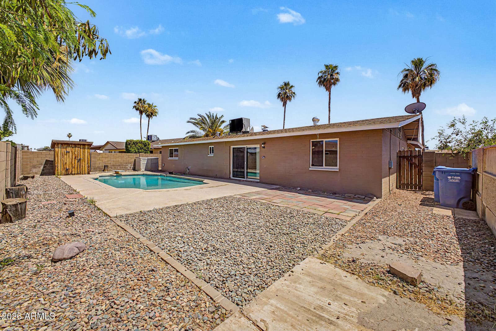4742 W PARADISE Drive, Glendale, AZ 85304 — photo 11 of 24