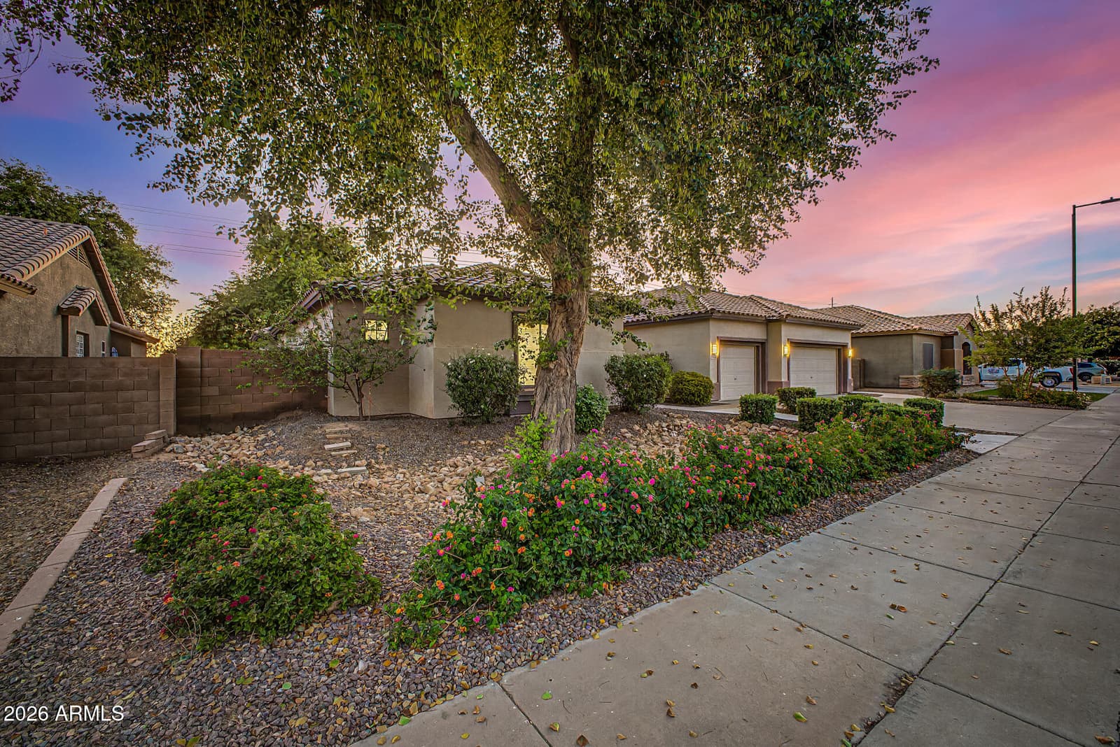 5610 S Eucalyptus Place, Chandler, AZ 85249 — photo 2 of 68