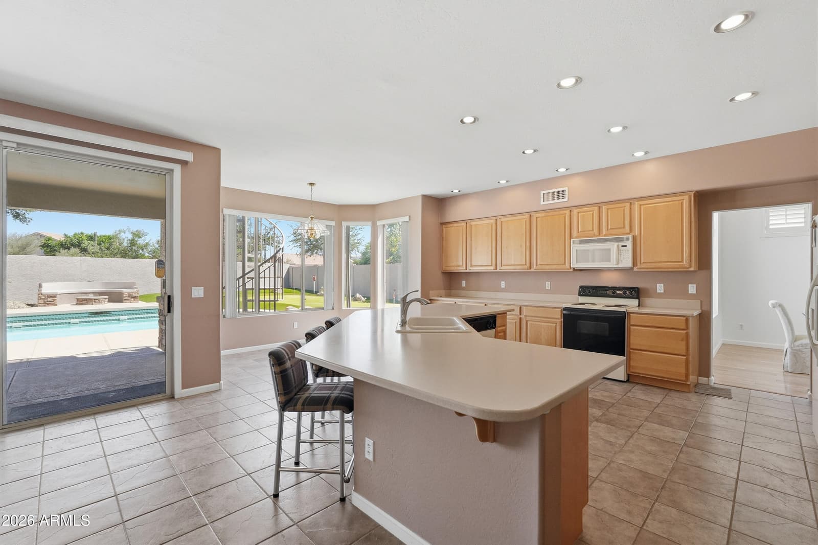 7220 W MELINDA Lane, Glendale, AZ 85308 — photo 14 of 64
