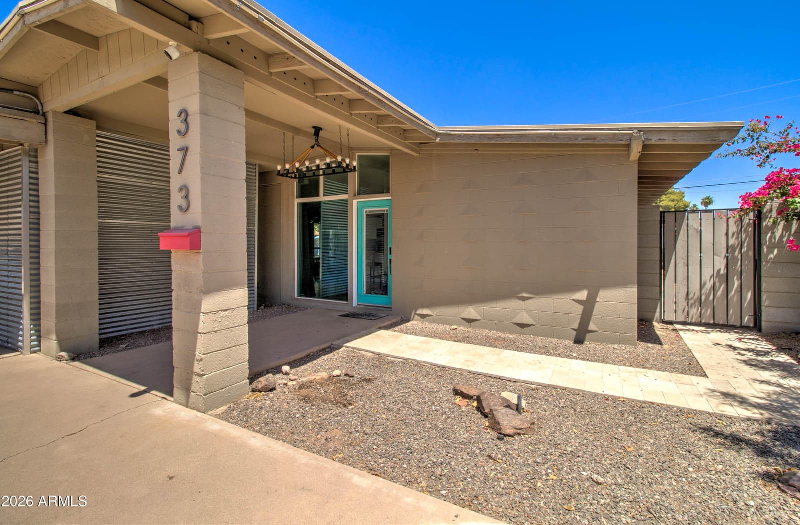 373 N Apache Drive, Chandler, AZ 85224 — photo 6 of 52