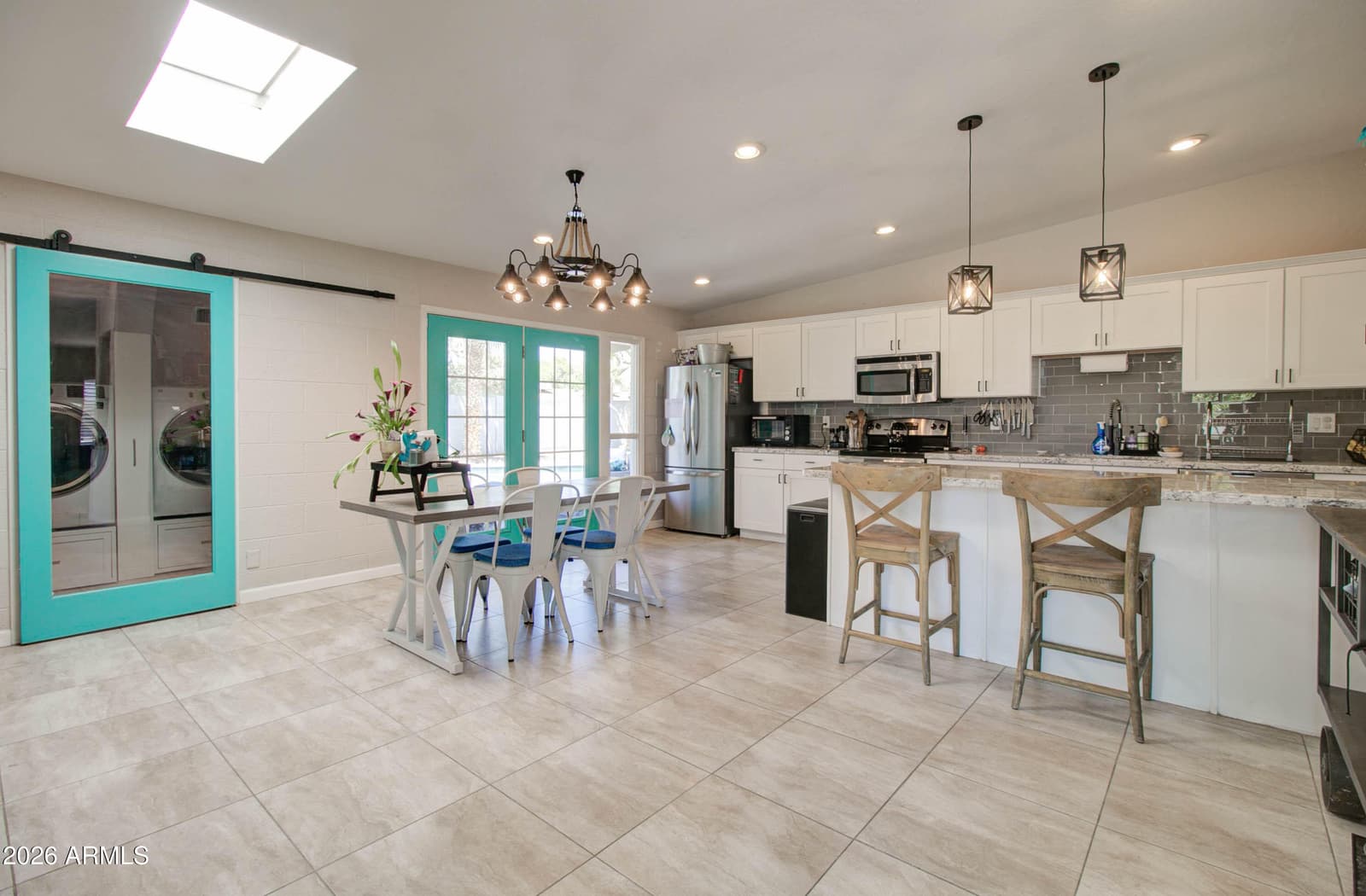 373 N Apache Drive, Chandler, AZ 85224 — photo 11 of 52