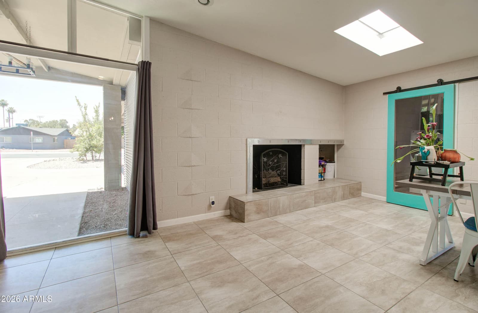 373 N Apache Drive, Chandler, AZ 85224 — photo 13 of 52