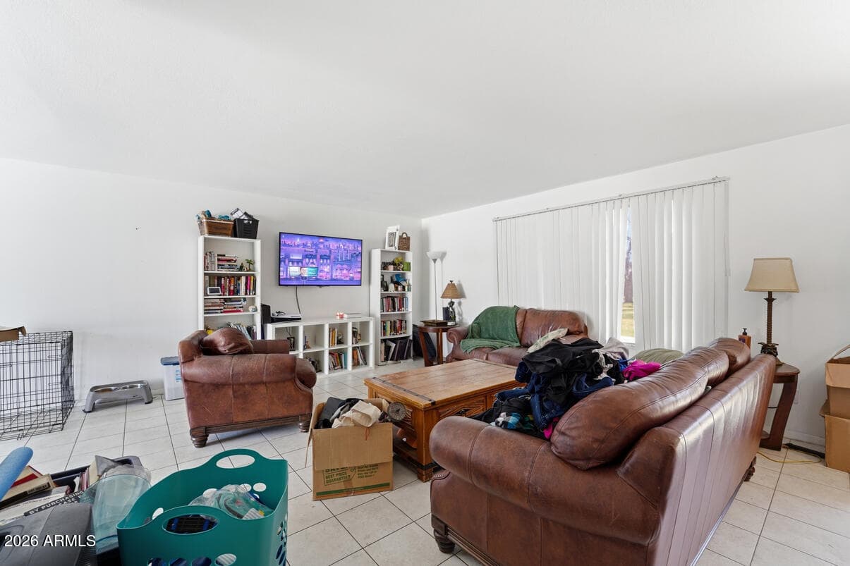 7825 N 49TH Avenue, Glendale, AZ 85301 — photo 10 of 27