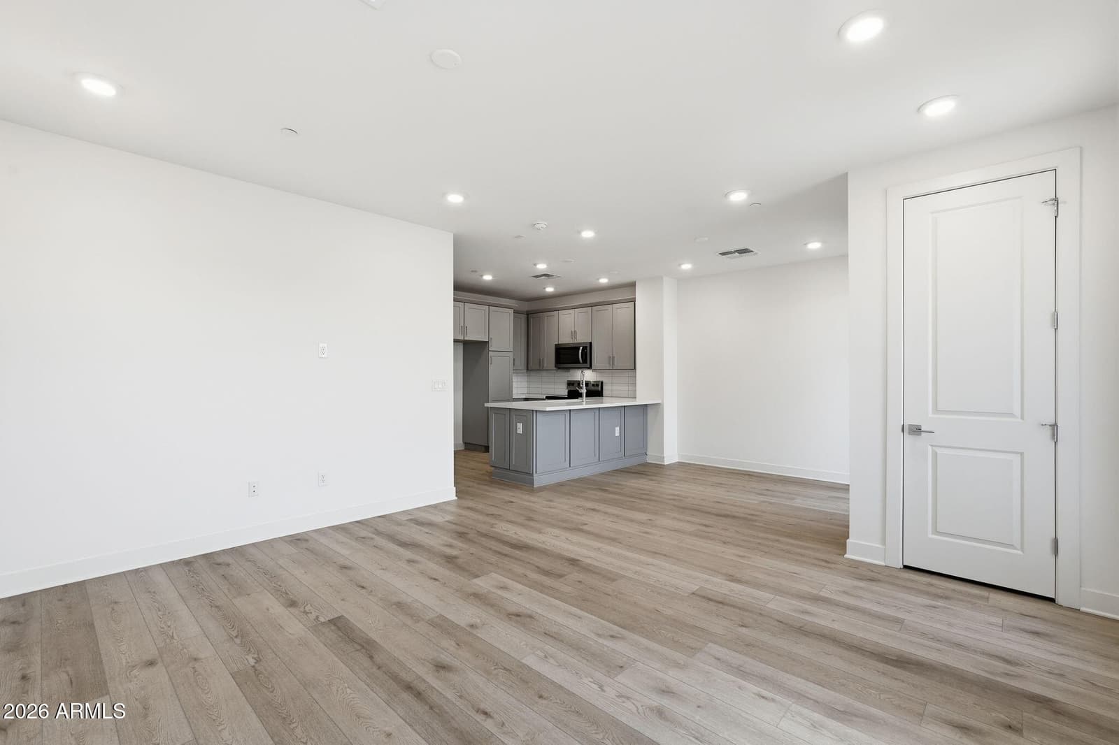 2121 W SONORAN DESERT Drive 156, Phoenix, AZ 85085 — photo 24 of 36