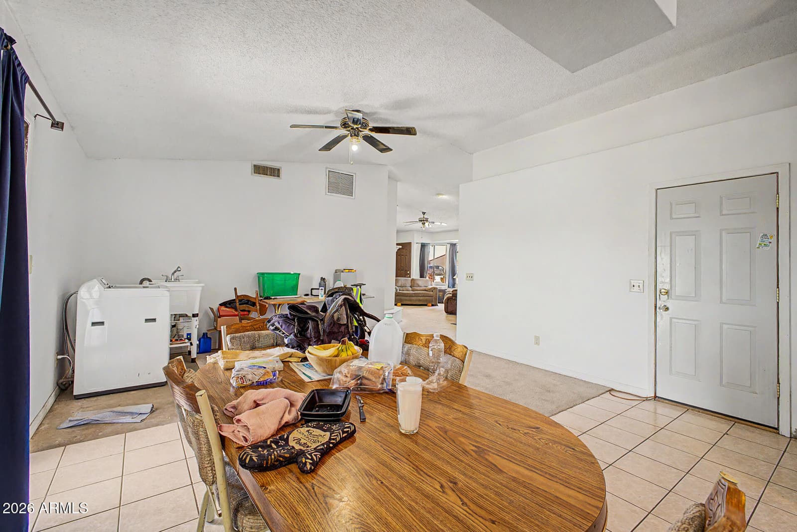 547 E Quail Avenue, Apache Junction, AZ 85119 — photo 10 of 28
