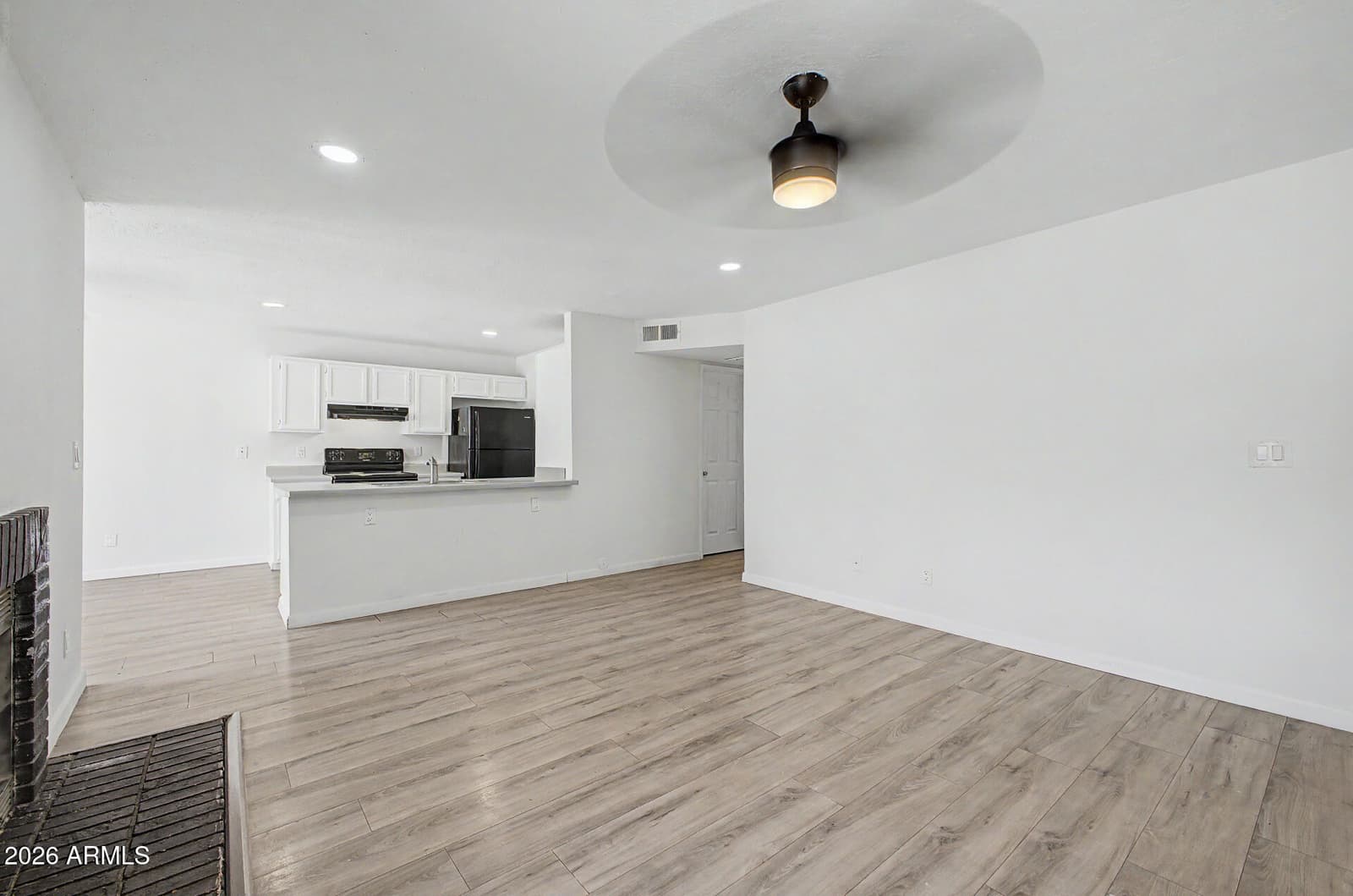 5236 W PEORIA Avenue 127, Glendale, AZ 85302 — photo 8 of 26