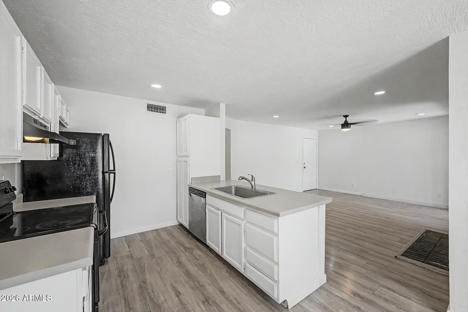 5236 W PEORIA Avenue 127, Glendale, AZ 85302