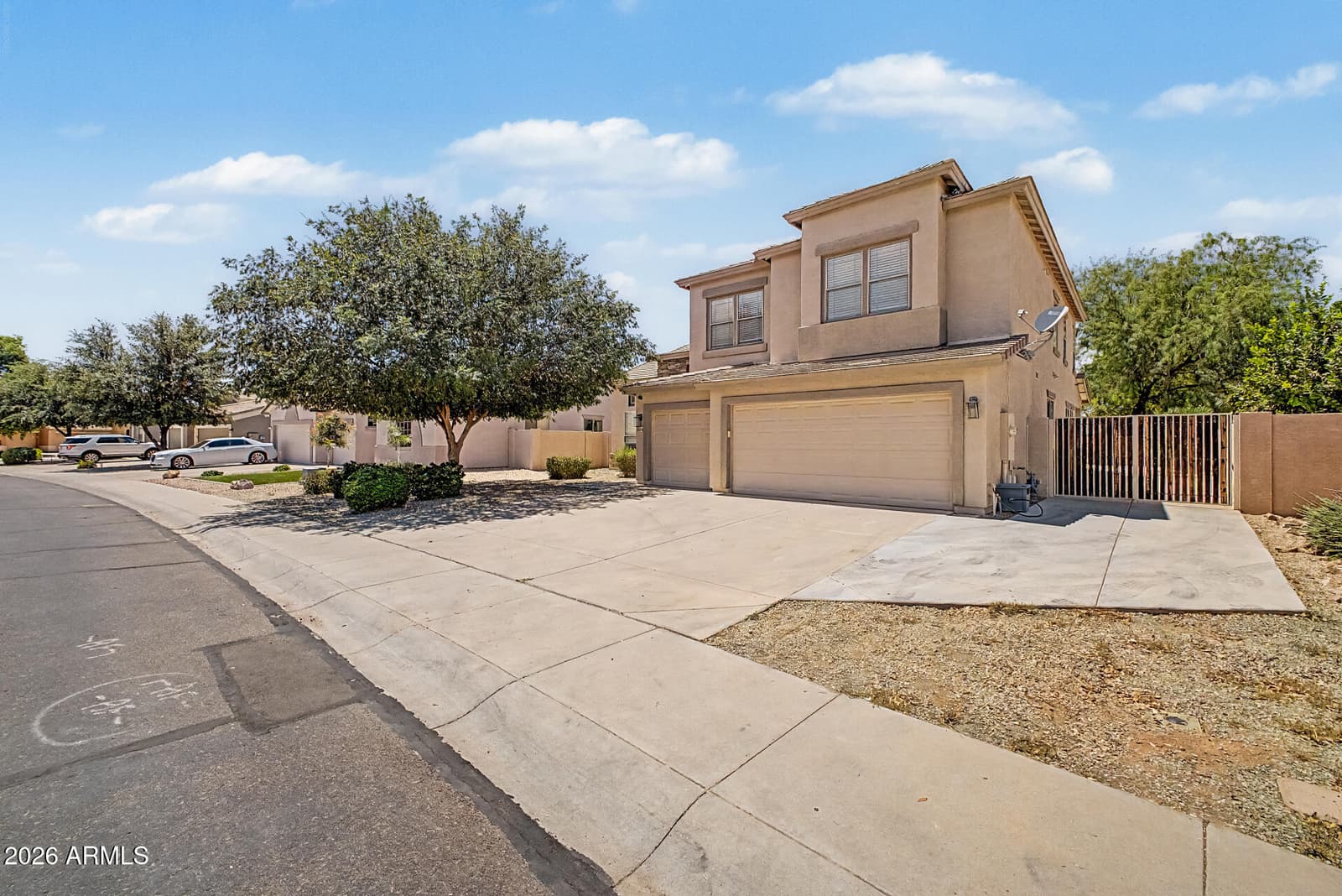 10214 E Los Lagos Vista Avenue, Mesa, AZ 85209 — photo 3 of 48