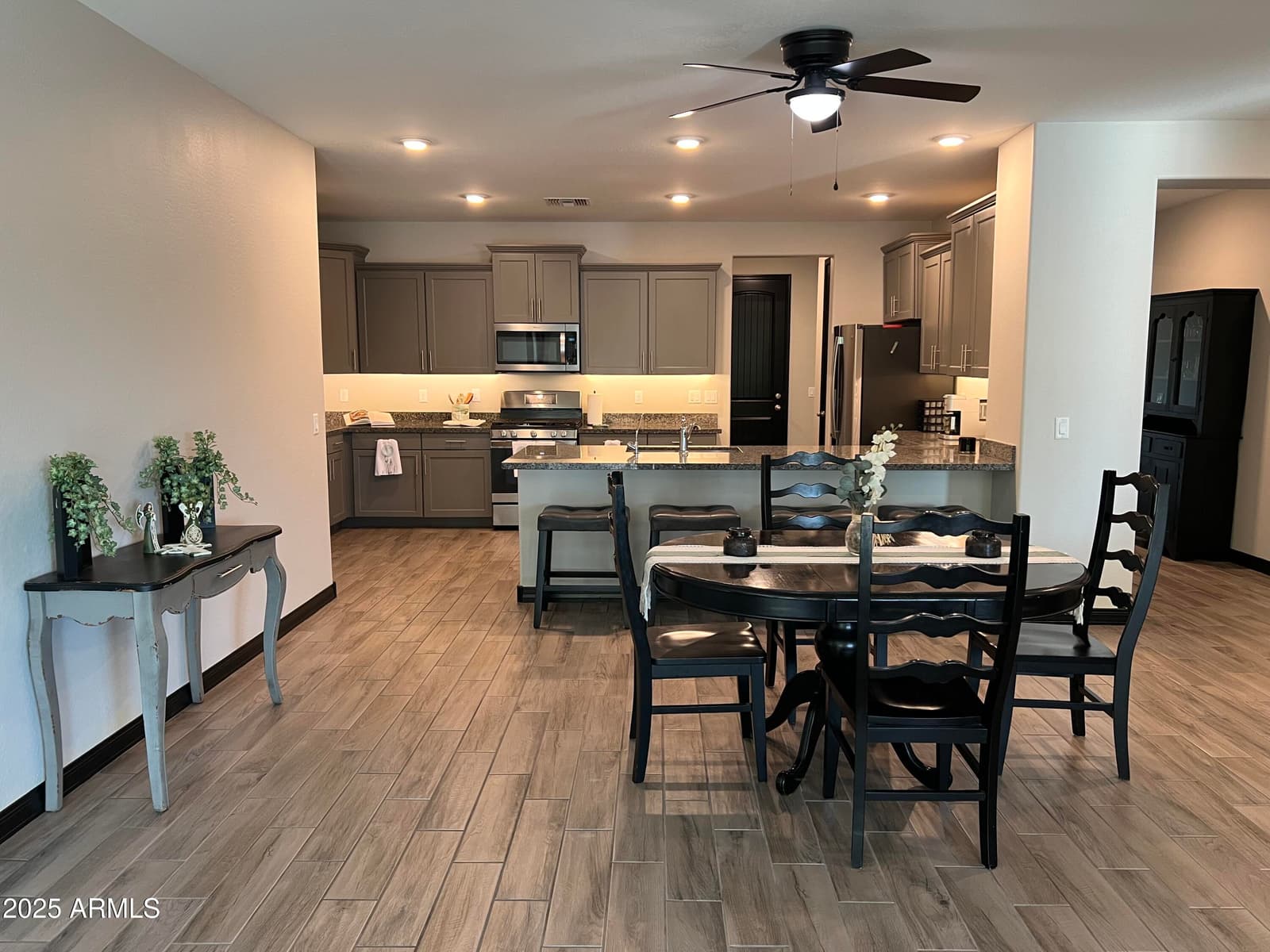 10605 W Catalina Drive, Avondale, AZ 85392 — photo 10 of 59