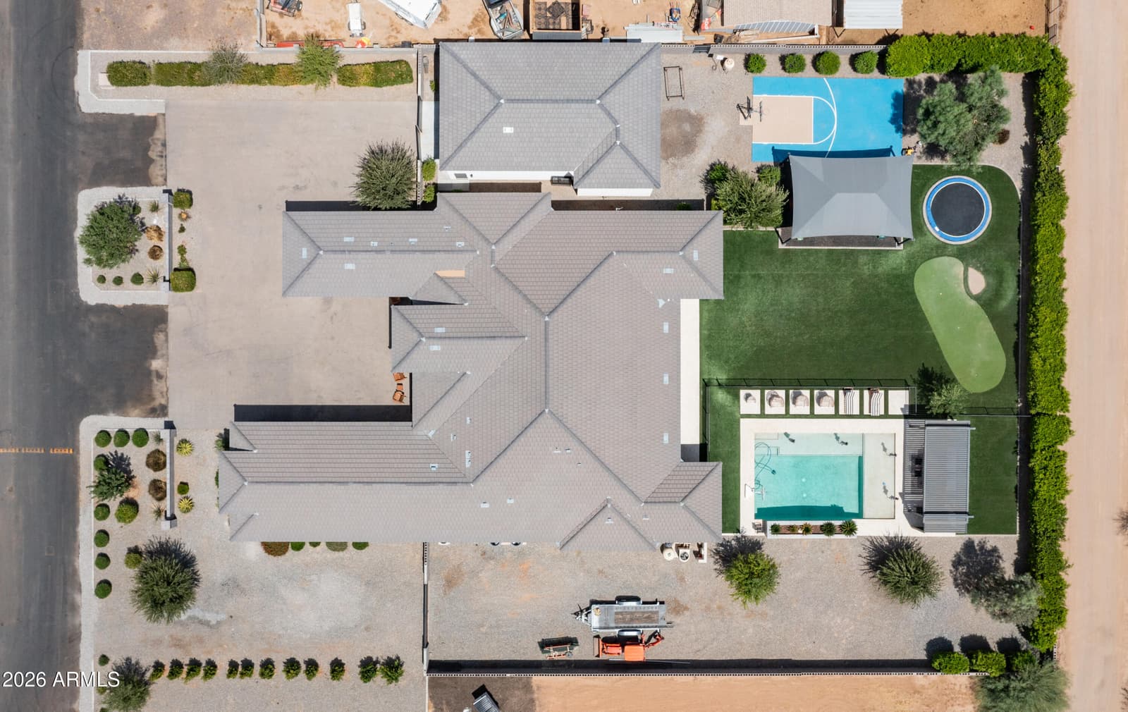 15433 W DALE Lane, Surprise, AZ 85387 — photo 3 of 92