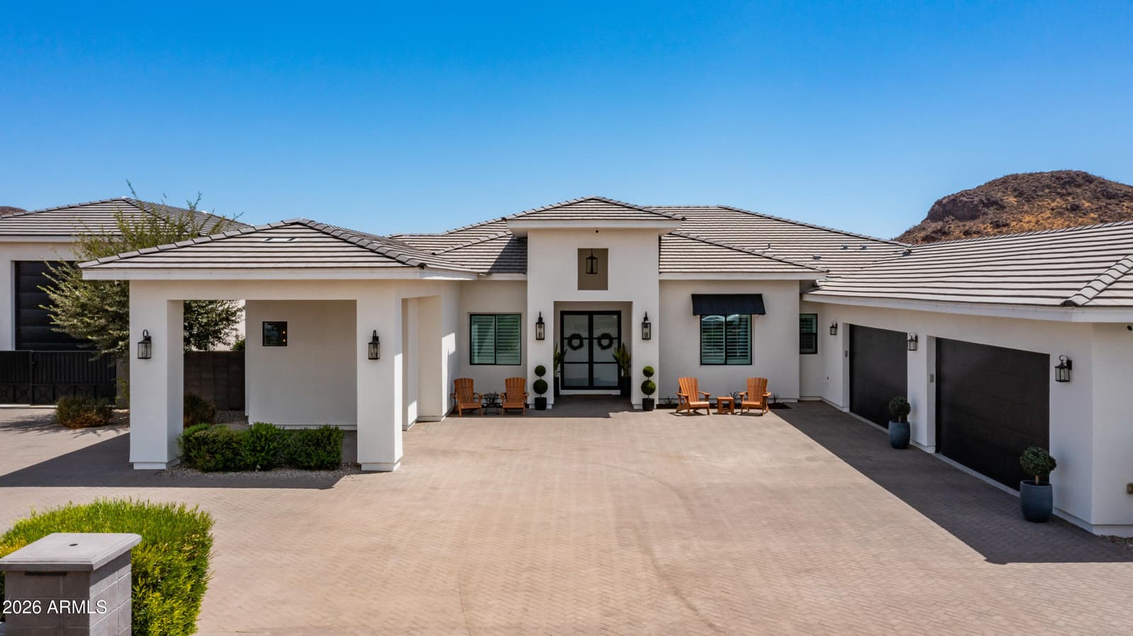 15433 W DALE Lane, Surprise, AZ 85387 — photo 2 of 92