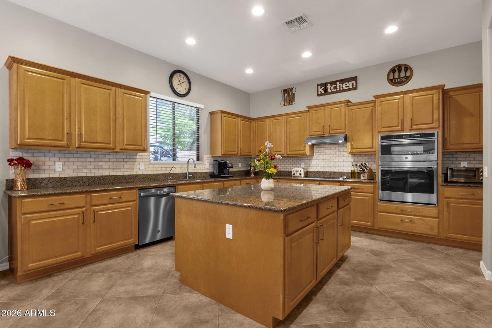 2349 E Kaibab Place, Chandler, AZ 85249 — photo 15 of 64