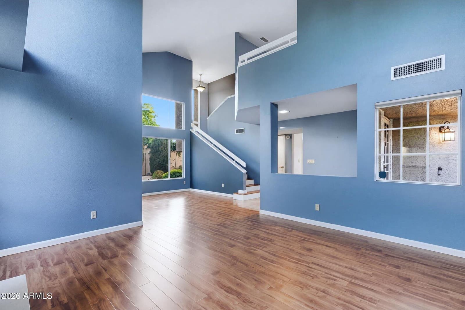 4021 E LAUREL Lane NE, Phoenix, AZ 85028 — photo 12 of 42