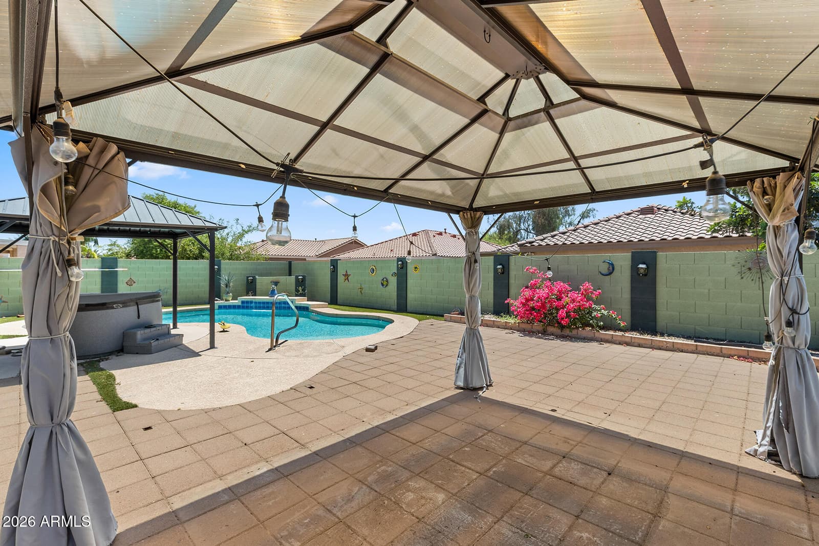 3207 W MOLLY Lane, Phoenix, AZ 85083 — photo 32 of 37
