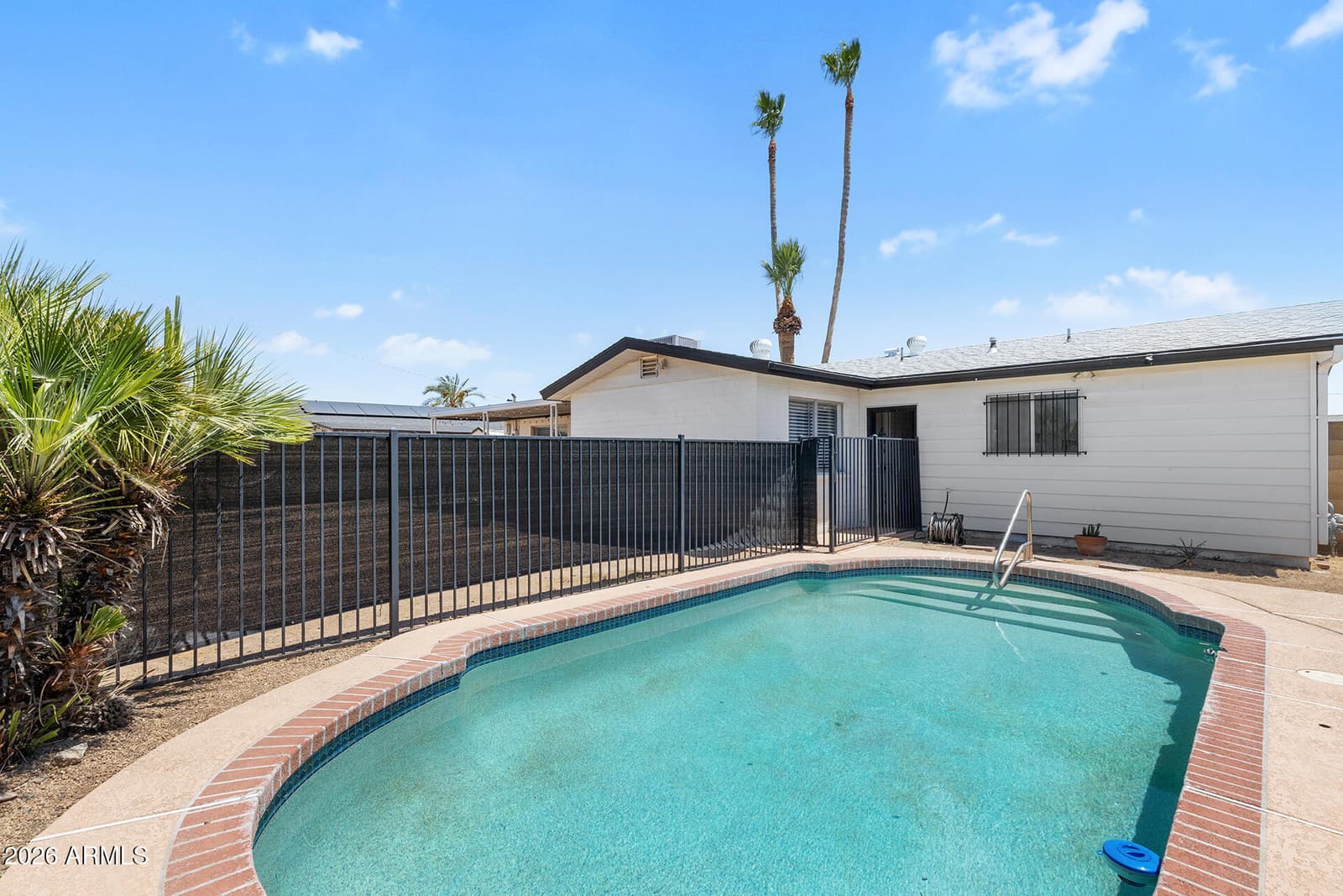 3710 W Caron Street, Phoenix, AZ 85051 — photo 3 of 34