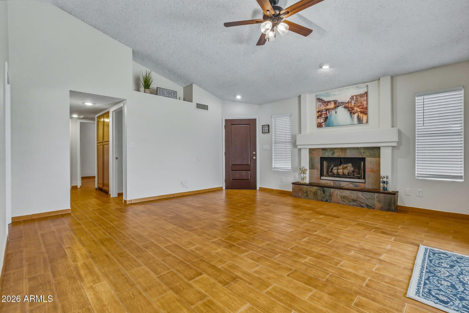 8058 W LAUREL Lane, Peoria, AZ 85345 — photo 11 of 26