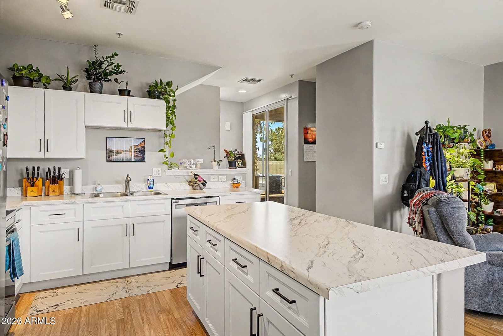 2450 W GLENROSA Avenue 41, Phoenix, AZ 85015 — photo 10 of 27
