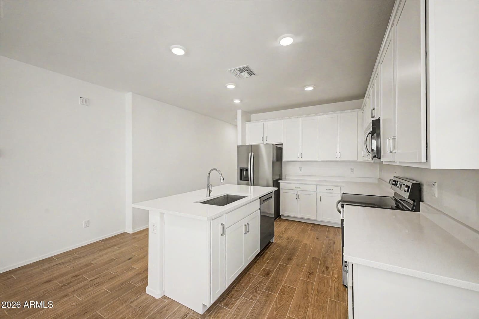18177 W SOFT WIND Drive, Surprise, AZ 85387 — photo 10 of 32