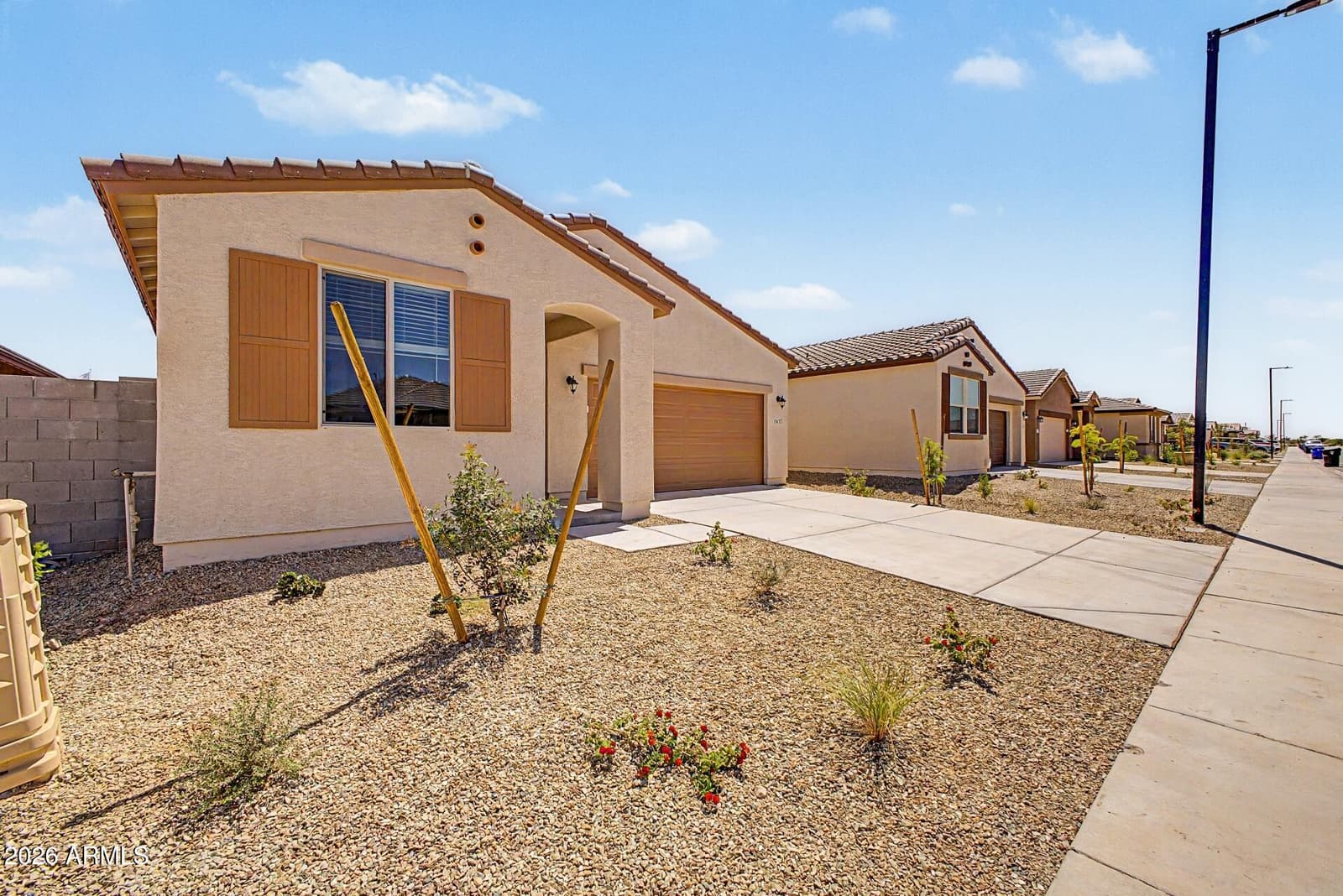 18177 W SOFT WIND Drive, Surprise, AZ 85387 — photo 3 of 32