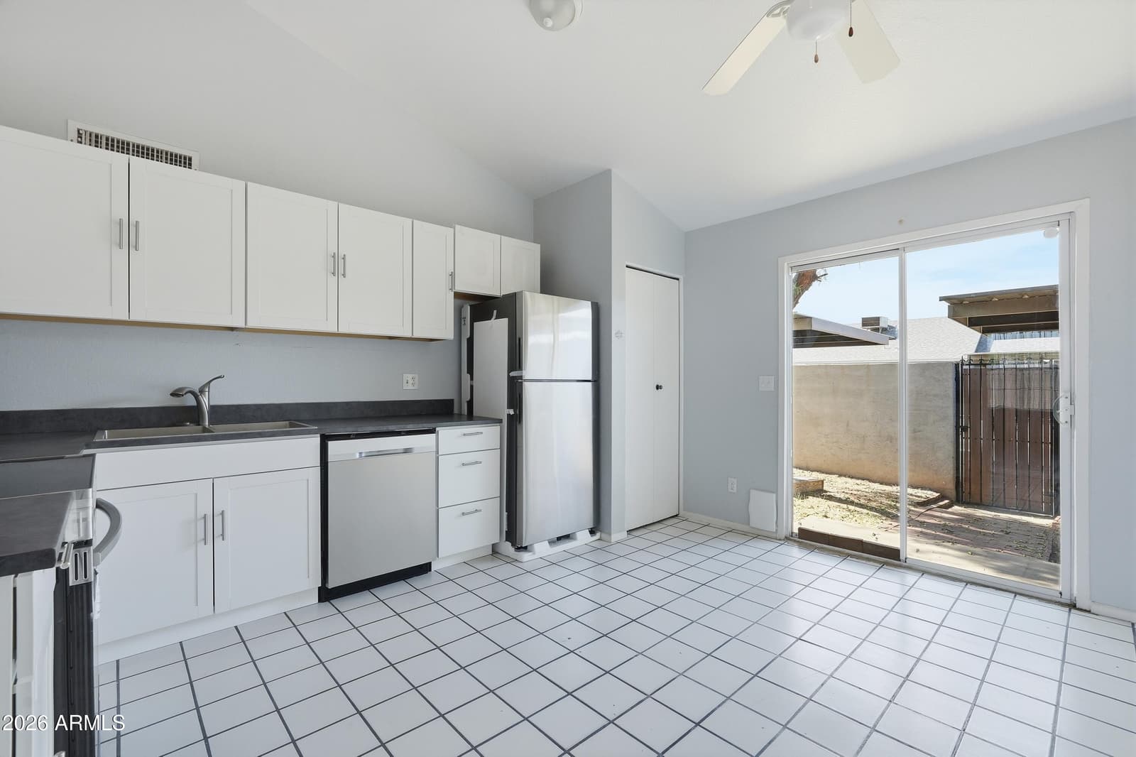5960 W OREGON Avenue 170, Glendale, AZ 85301 — photo 7 of 27