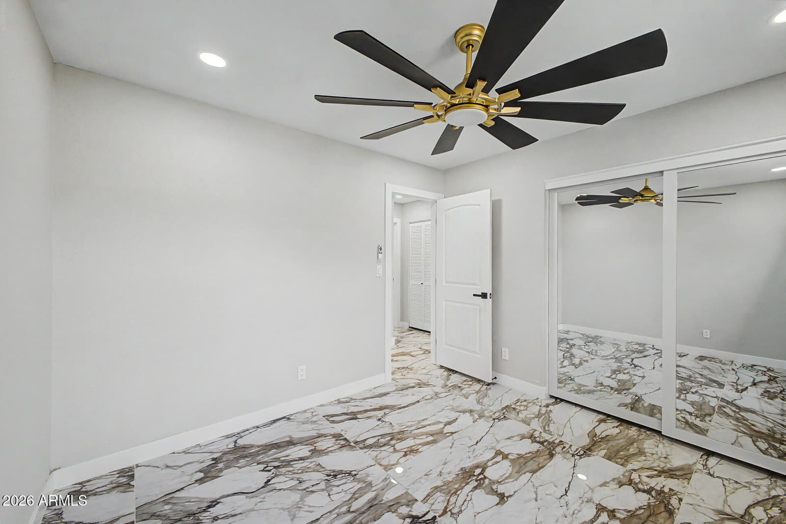 528 W MOHAWK Lane, Phoenix, AZ 85027 — photo 29 of 37