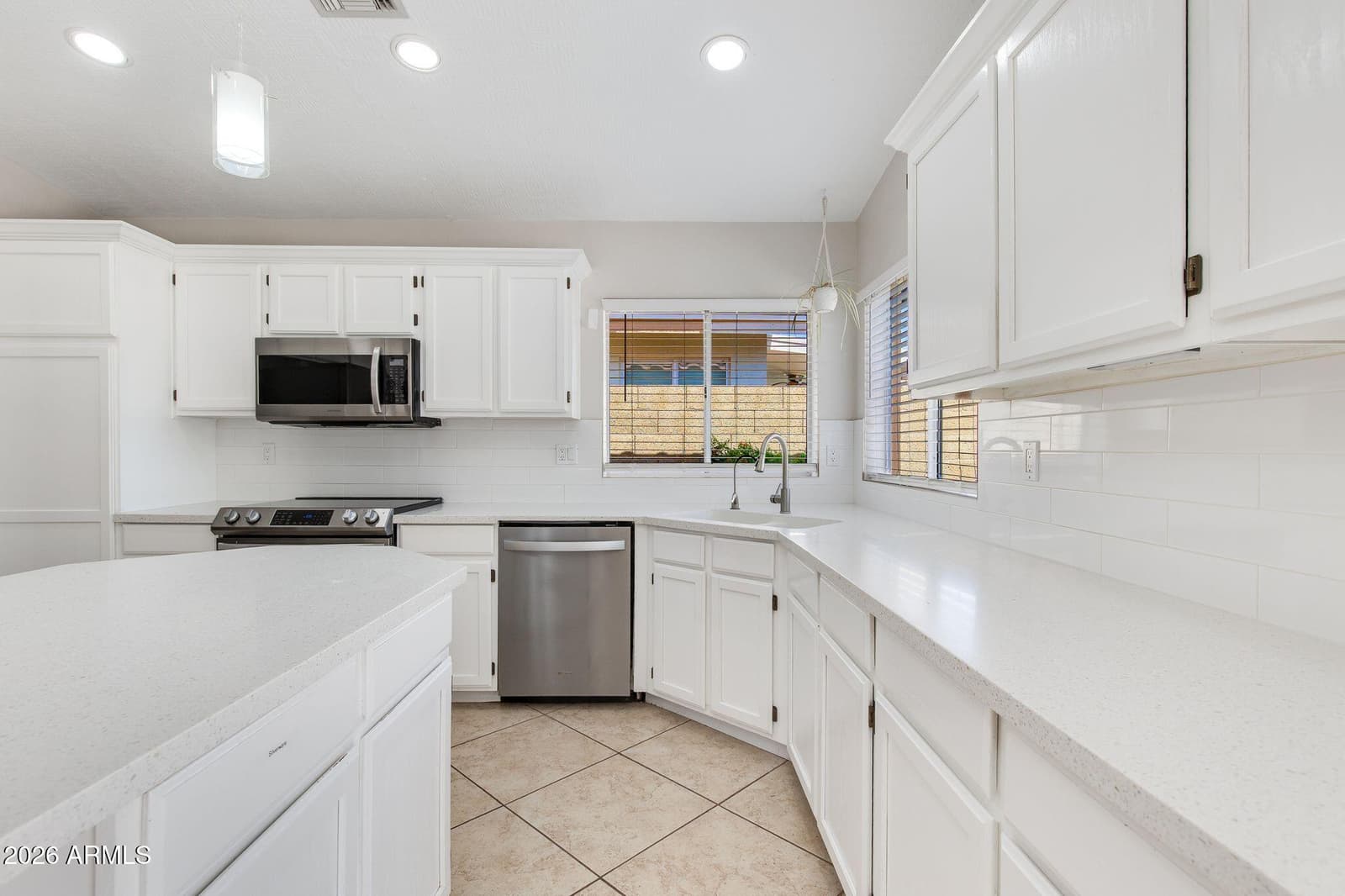 4041 W Avenida Del Sol Avenue, Glendale, AZ 85310 — photo 16 of 51