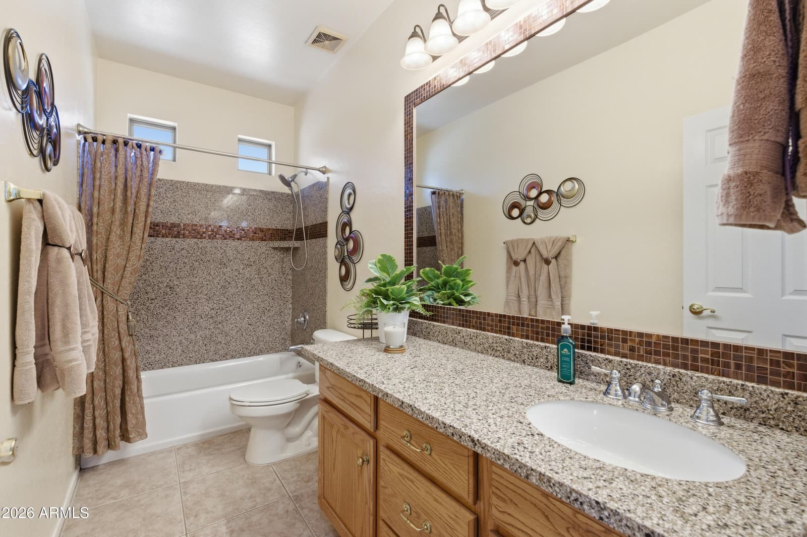 3122 E JUANITA Avenue, Gilbert, AZ 85234 — photo 10 of 72